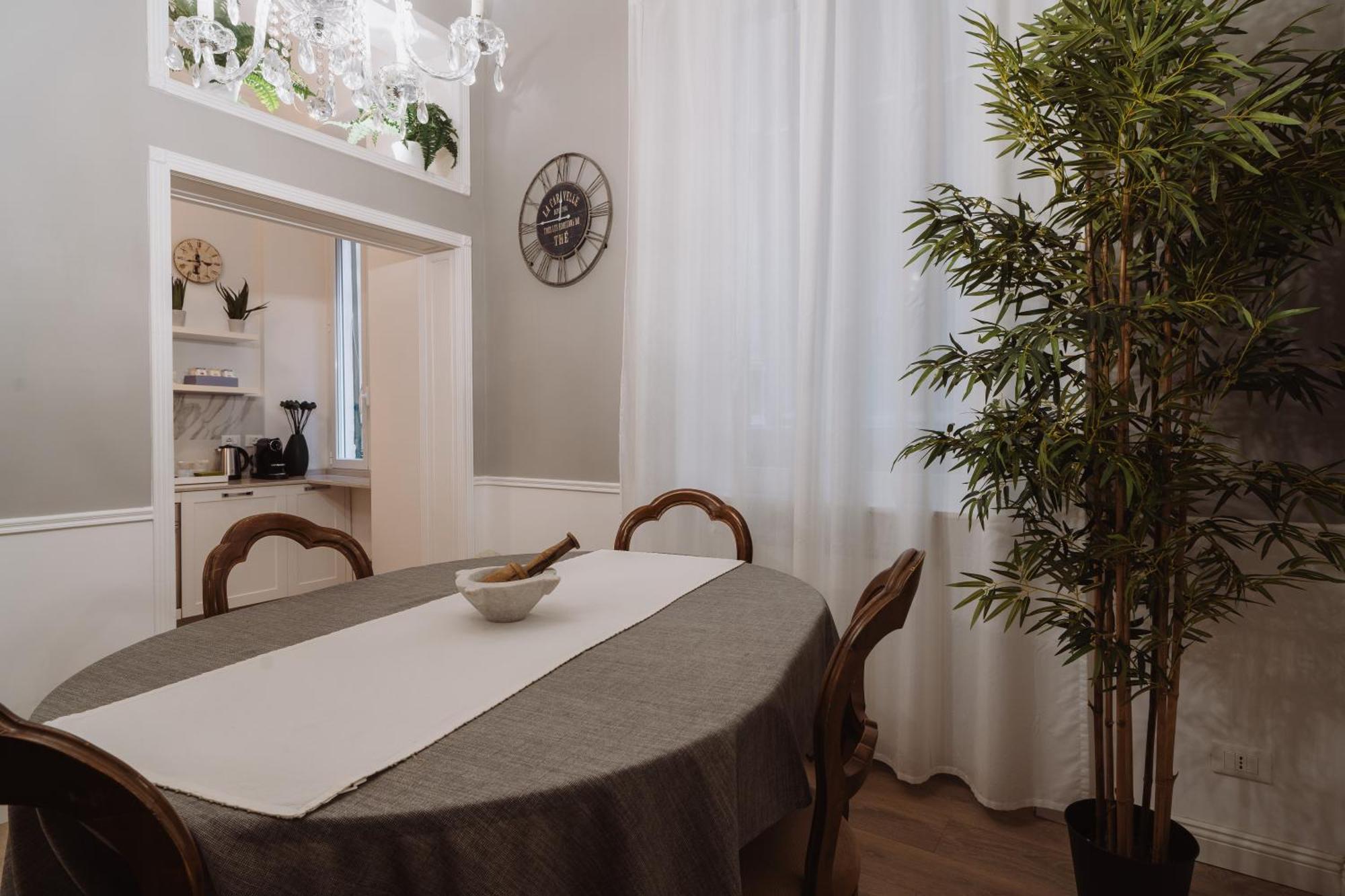 Rooms Genova Dei Rolli ภายนอก รูปภาพ